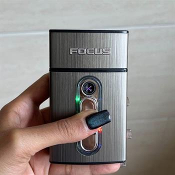 جعبه سیگار فندک دار فوکوس نقره ای