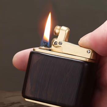 فندک بنزینی پرومیس طرح چوب زرشکی