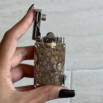 فندک بنزینی چیف طرح دار نقره ای