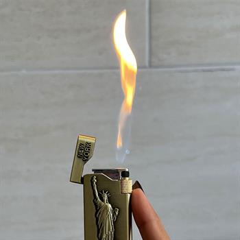 فندک گازی سنگی طرح  NEW YORK نقره ای